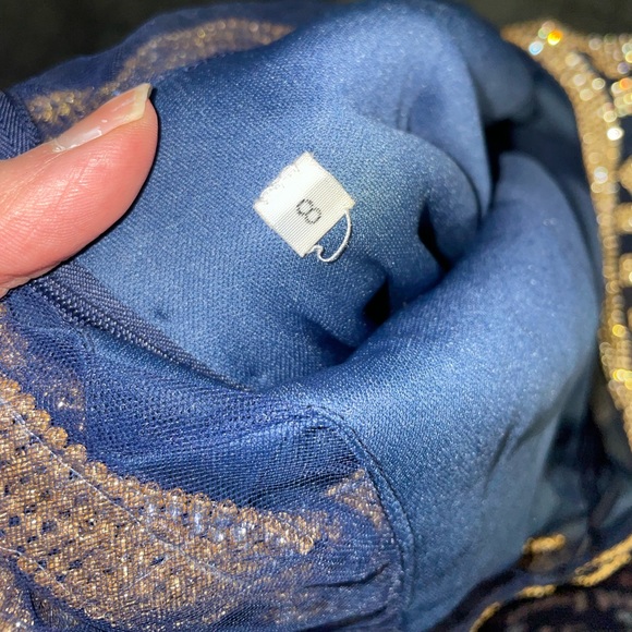 BEAUTIFUL BLUE SPARKLY DRESS GOWN - Picture 3 of 10